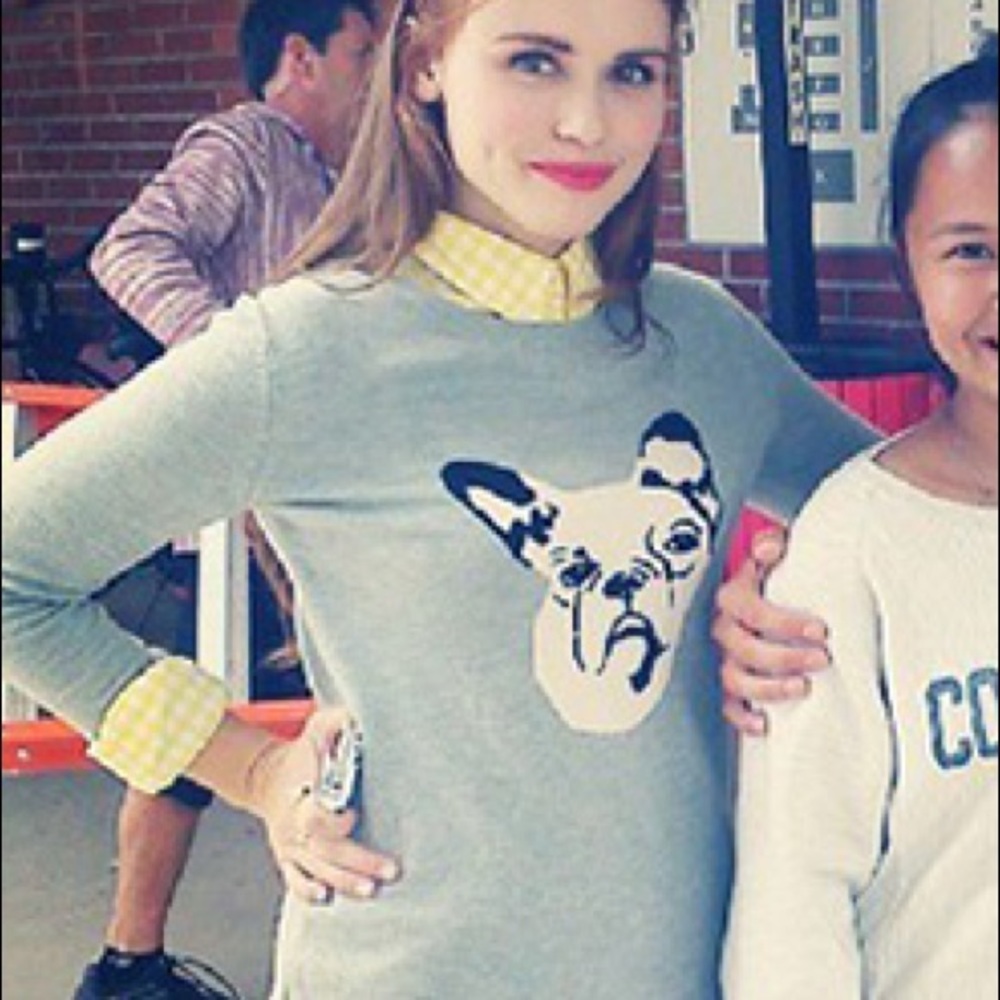 ASO Lydia Martin Gap flannel and sweater